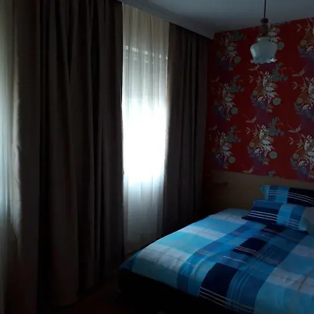 Plovdiv-2 Bedroom,very Good Location Apartment